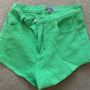 Signature 8 green denim shorts